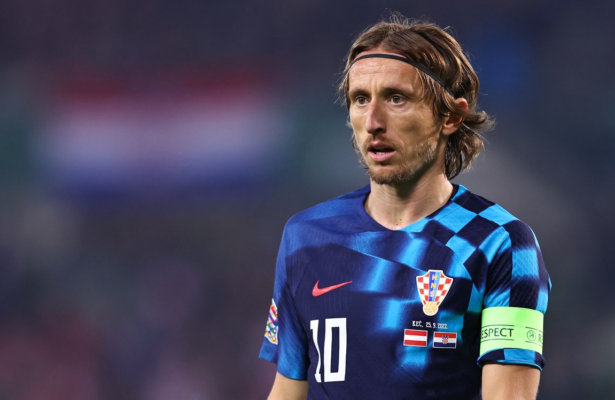 Luka Modriç Tottenham Hotspur ilə müqavilə