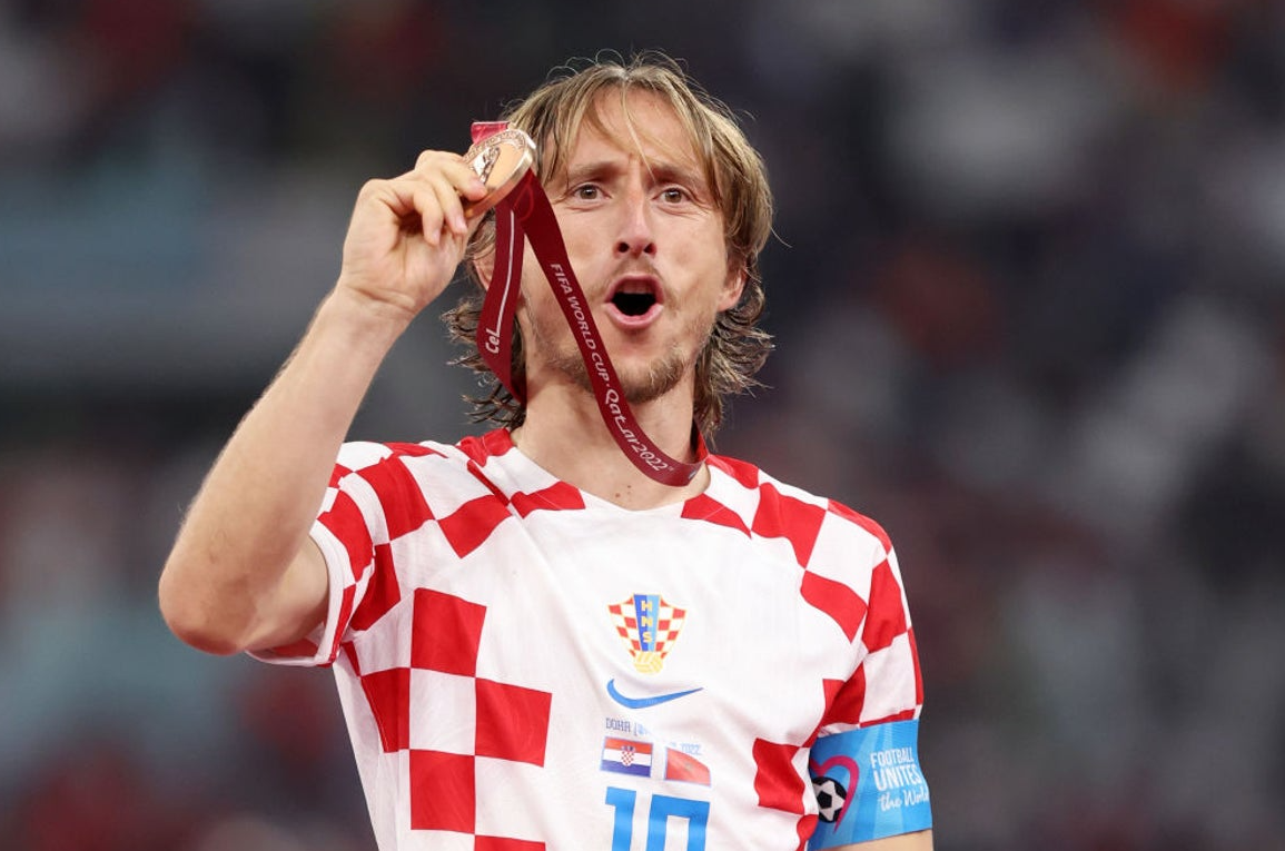 Karlos Alkaras Messi də daxil deyil, tarixin ən yaxşı 5 futbolçusunun adını çəkdi