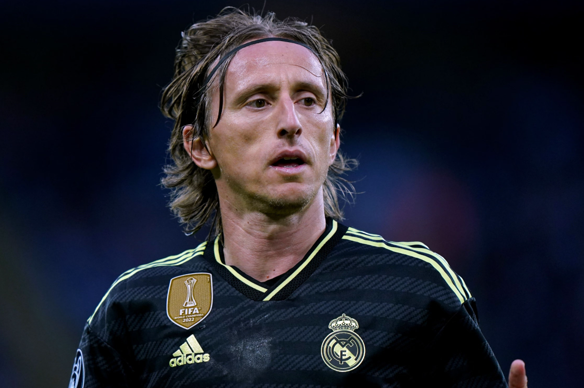 Luka Modriçin gələcəyi və Real Madridin yarımmüdafiəçisi keçidi